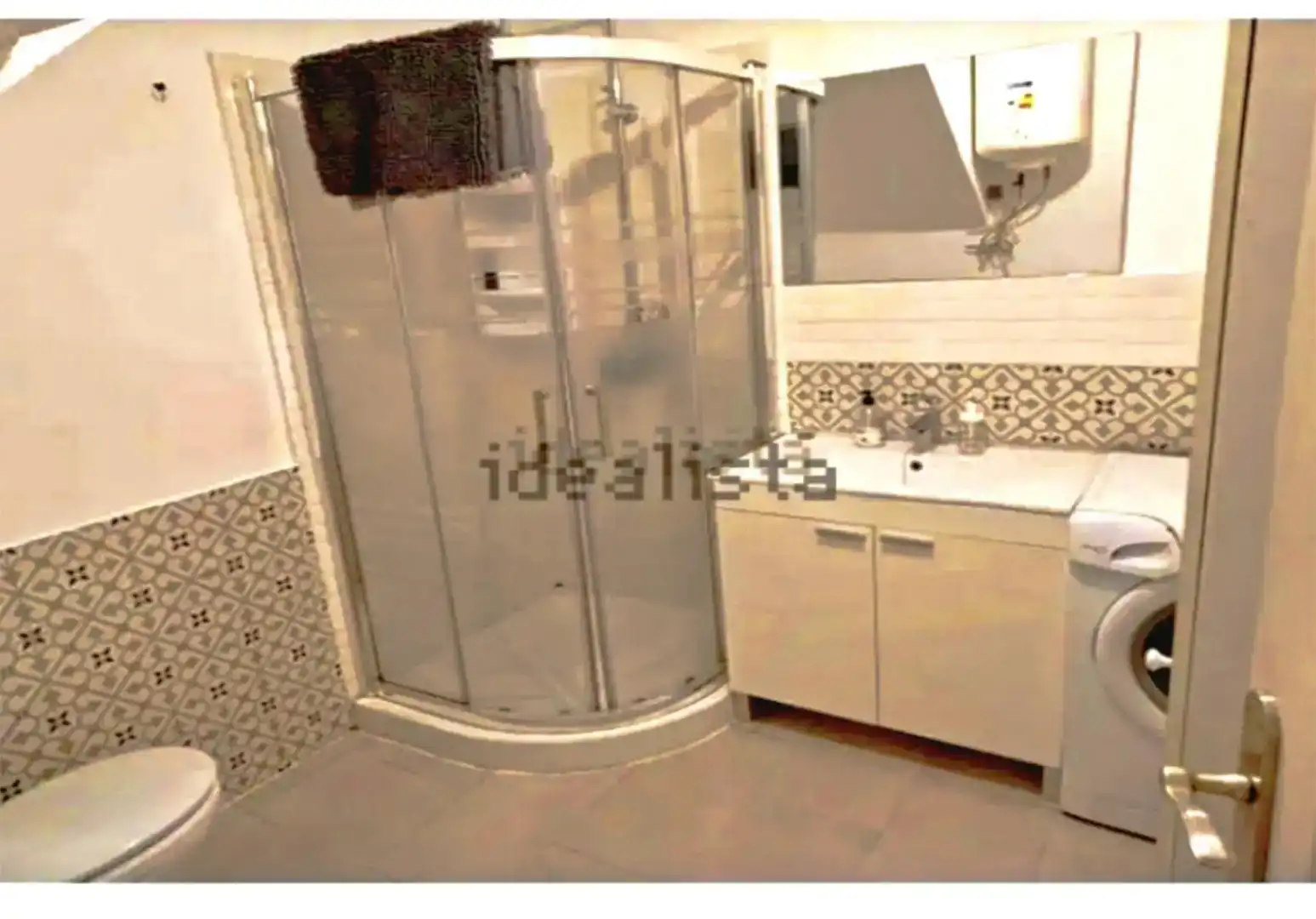 Bany de Casa o xalet per a compartir en Madrid amb Aire condicionat, Parquet i Traster