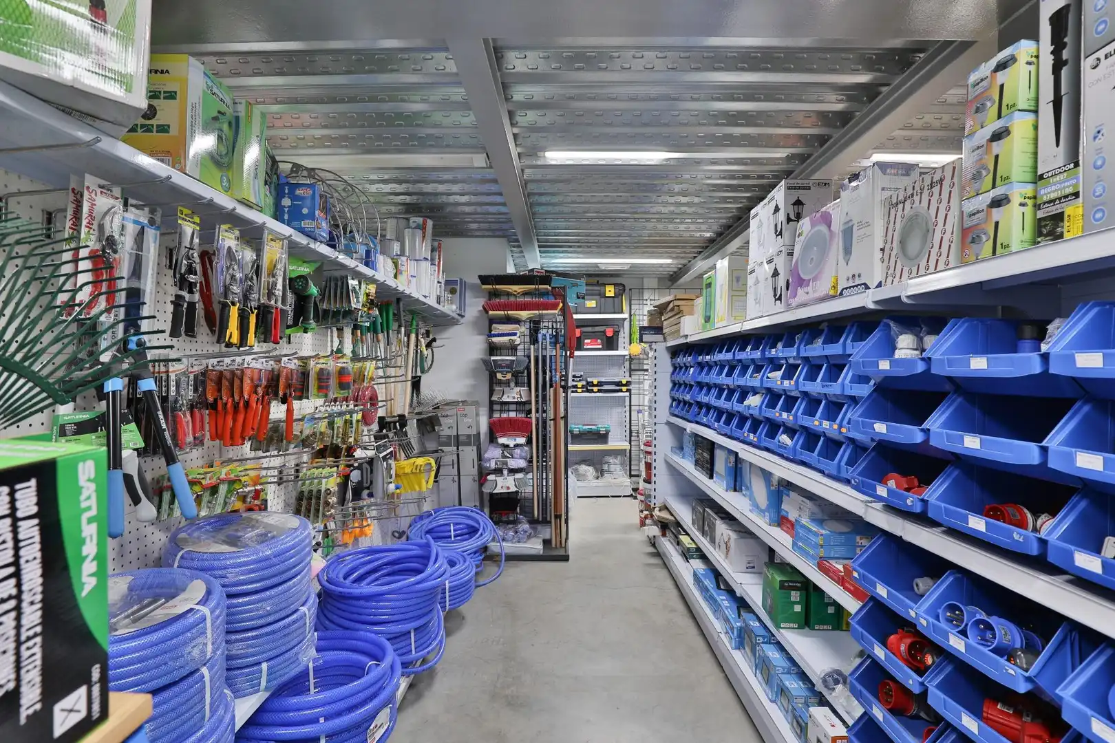 Local en venta en Carboneras