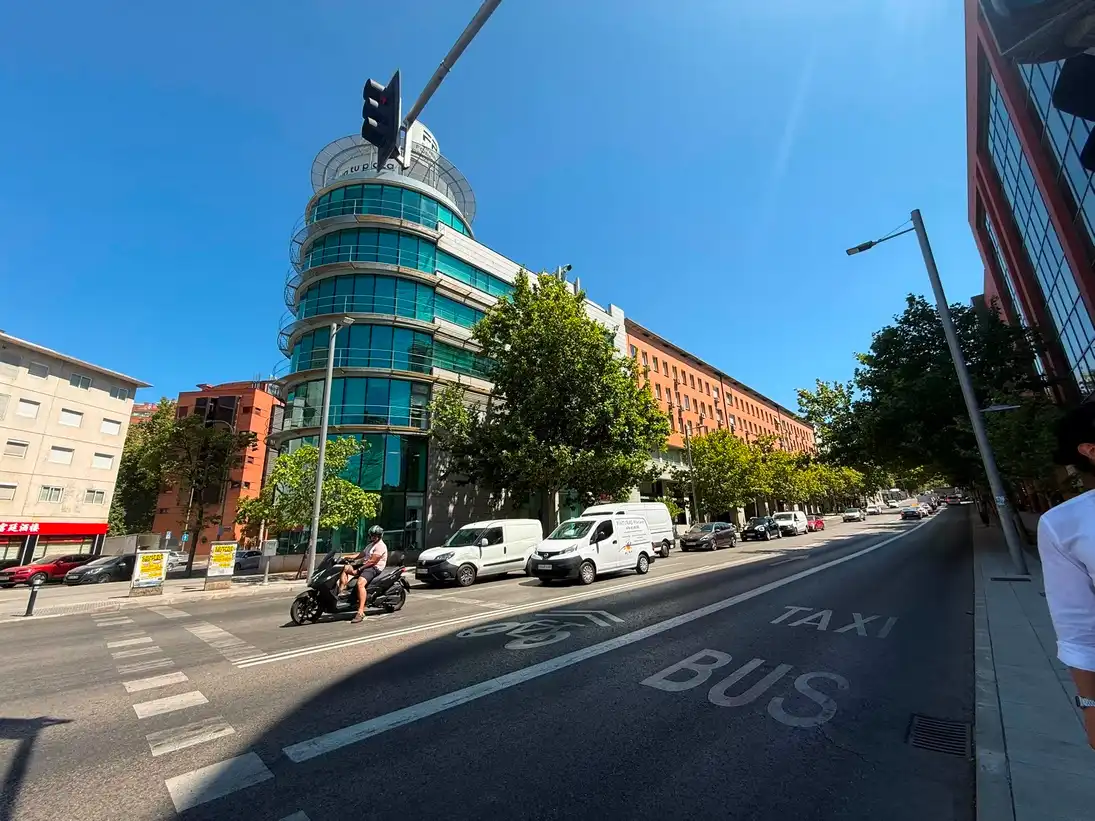 Vista exterior de Piso en venta en Madrid con Aire acondicionado, Calefacción y Amueblado
