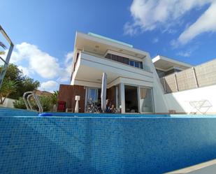 Piscina de Casa o xalet en venda en Orihuela