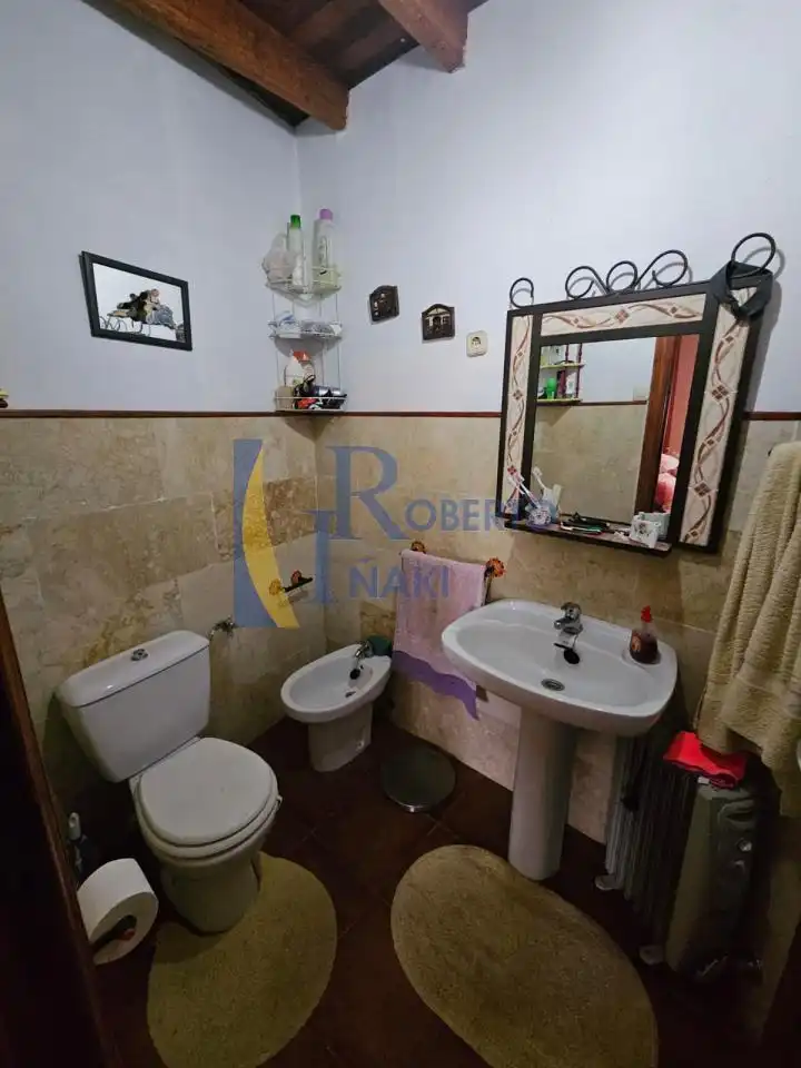 Bany de Casa o xalet en venda en Valdemora amb Jardí privat