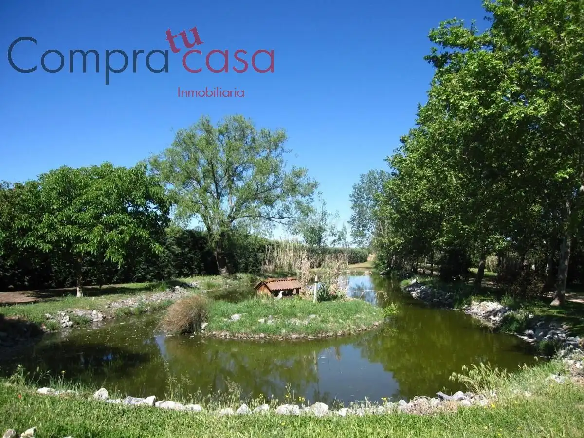 Casa o chalet en venta en Valverde del Majano con Calefacción, Jardín privado y Terraza