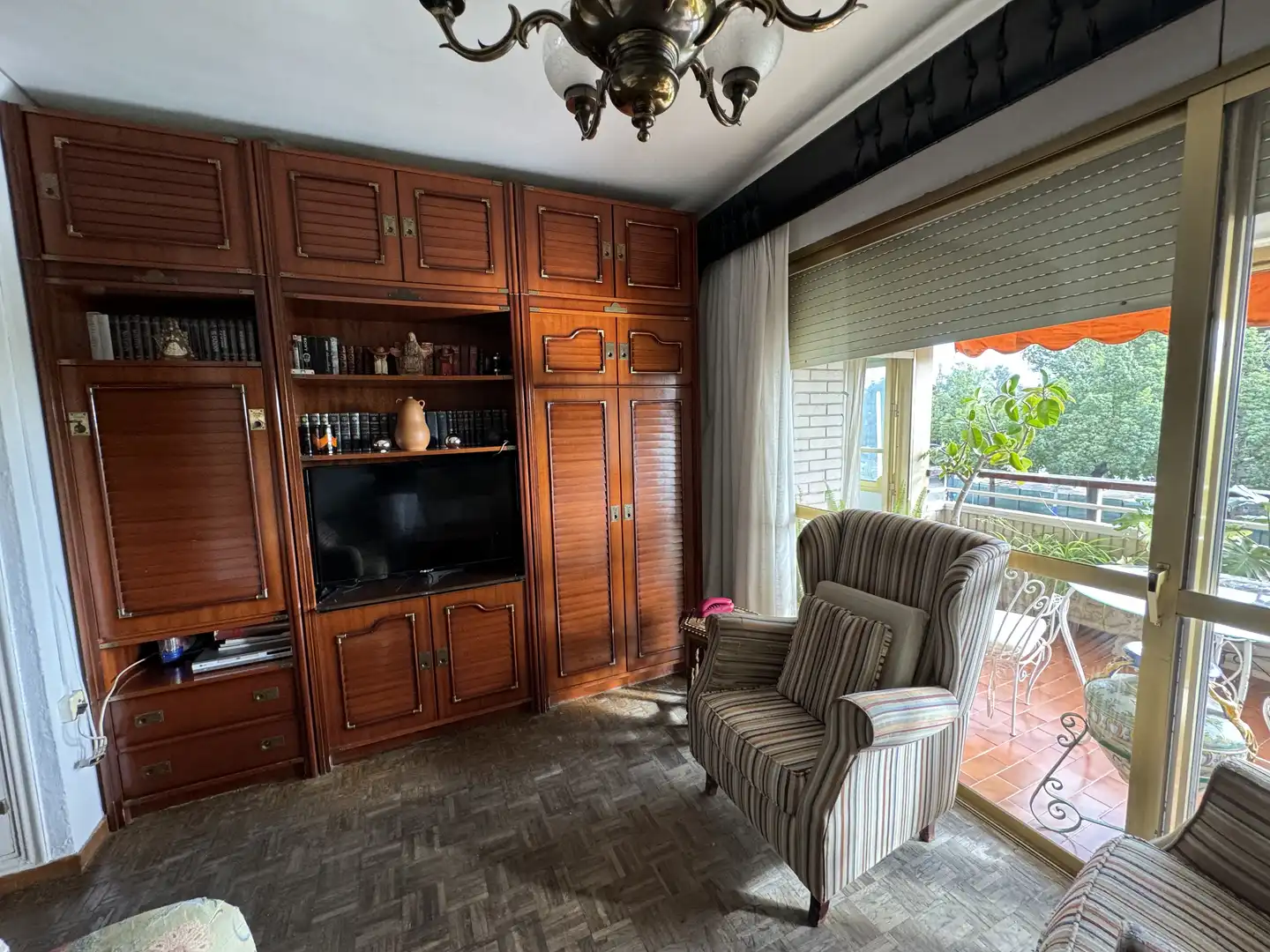 Living room of Flat for sale in Sevilla  with Air Conditioner, Heating and Terrace