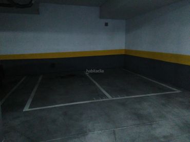 Individuel à vendre à Avenida del Monasterio de El Escorial 57