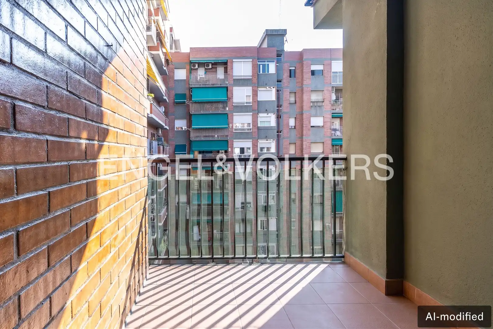 Terrassa de Pis en venda en Barcelona amb Aire condicionat, Calefacció i Jardí privat