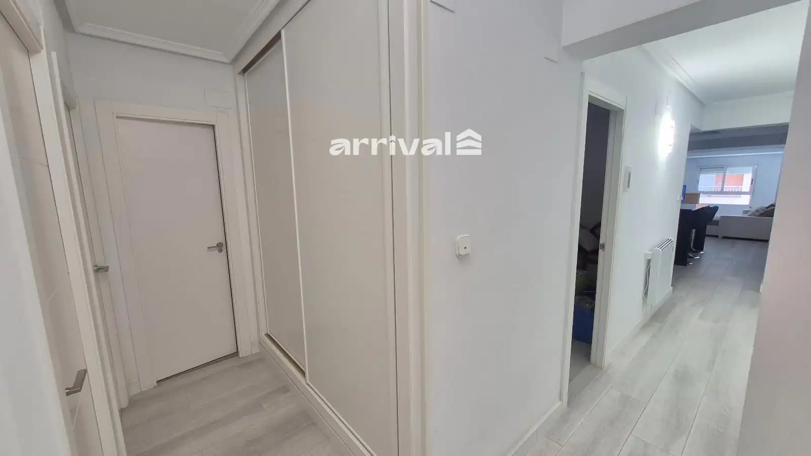 Schlafzimmer von Wohnung zur Miete in Valencia mit Klimaanlage, Heizung und Terrasse