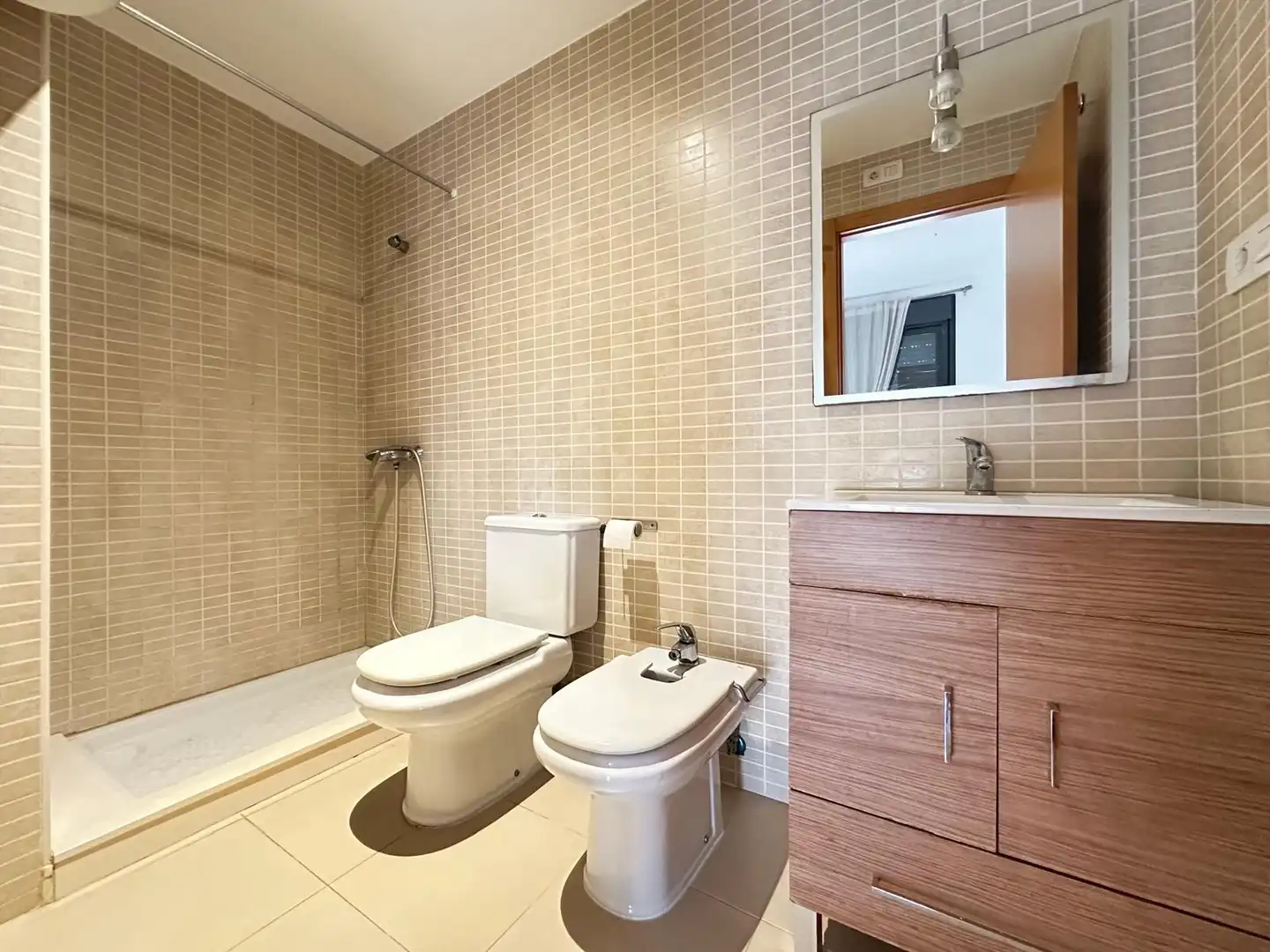 Baño de Apartamento en venta en Bellreguard con Aire acondicionado, Jardín privado y Terraza