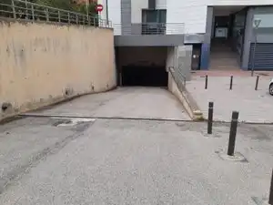 Einzelparkplatz mit Aufzug zum Verkauf in Plaça Josep Pallach, imagen 3