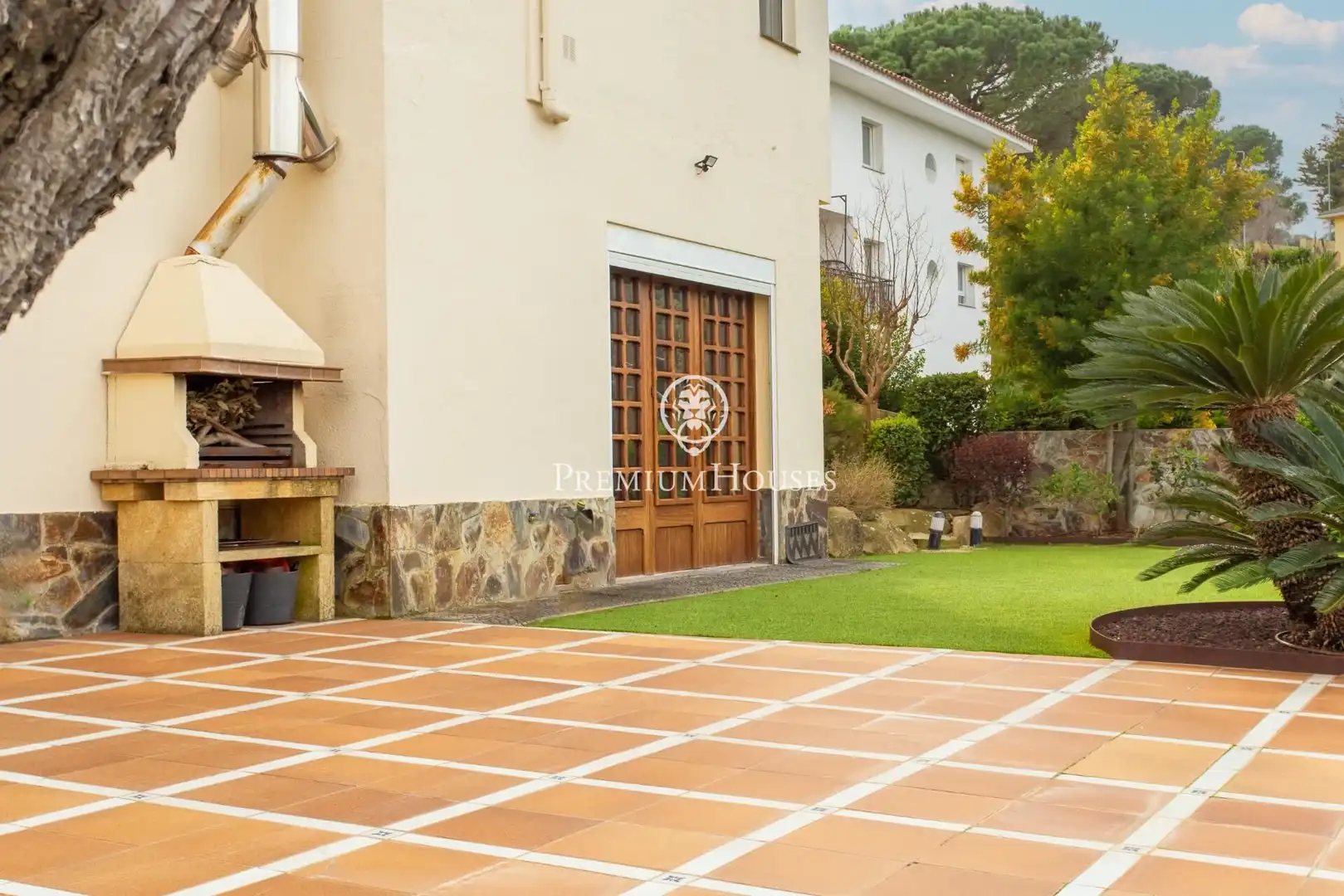Terrassa de Casa o xalet en venda en Mataró amb Calefacció, Jardí privat i Parquet