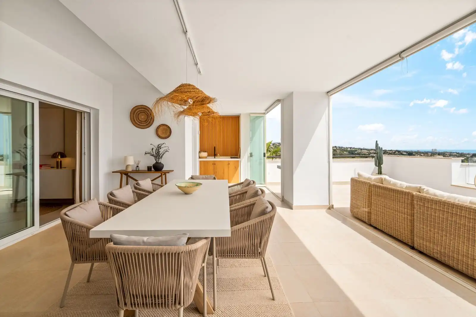 Casa aparellada amb piscina en venda a Urbanizacion los Altos de los Monteros 11, imagen 13