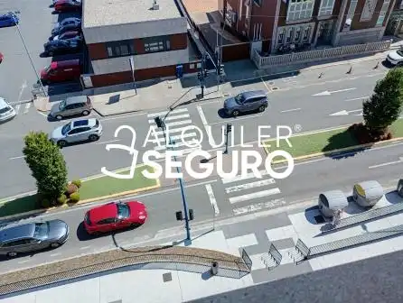 Vista exterior de Piso de alquiler en Culleredo con Calefacción, Terraza y Trastero