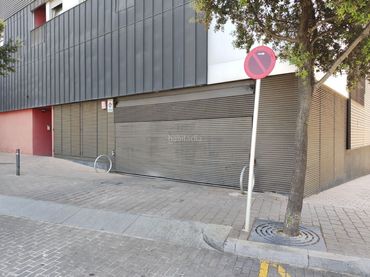 Individual en venta en Avinguda de la Clota 12