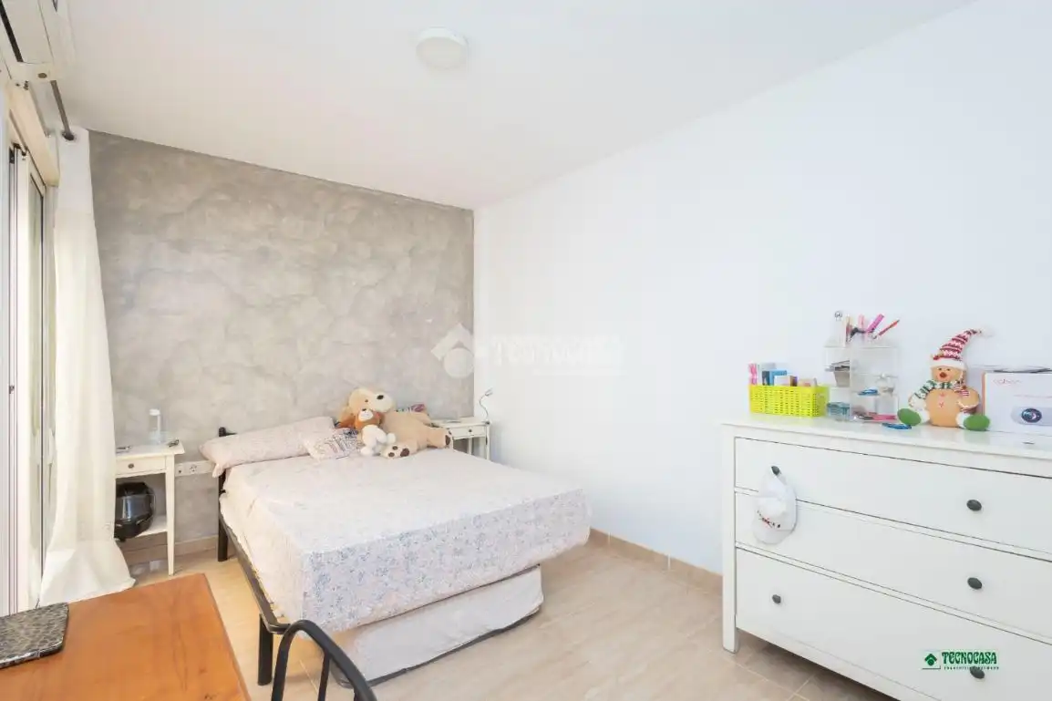 Habitación de Piso en venta en Almería con Aire acondicionado