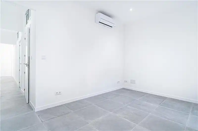 Ground floor for sale in  Palma de Mallorca  with Air Conditioner and Terrace
