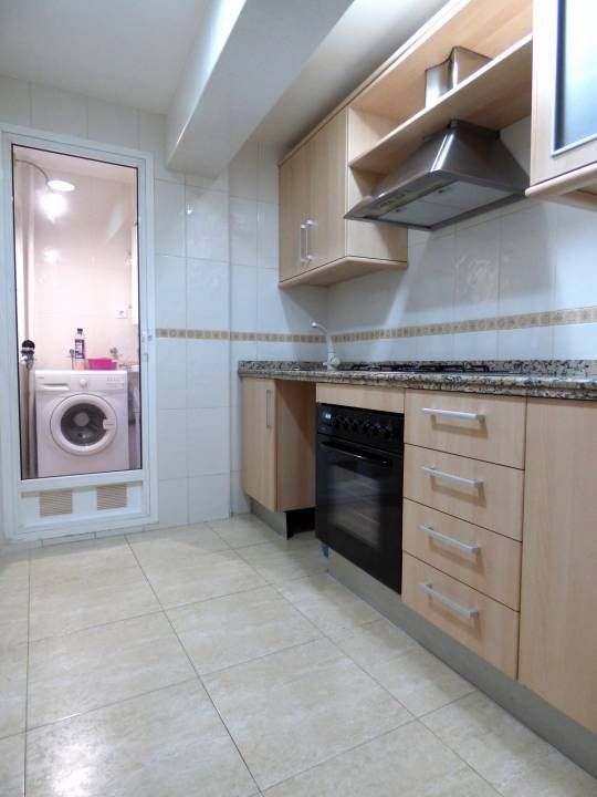 Cocina de Piso de alquiler en Alicante / Alacant con Microondas