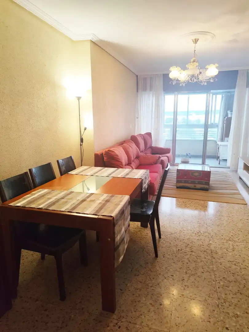 Wohnzimmer von Wohnung zum Verkauf in Palencia mit Heizung und Terrasse
