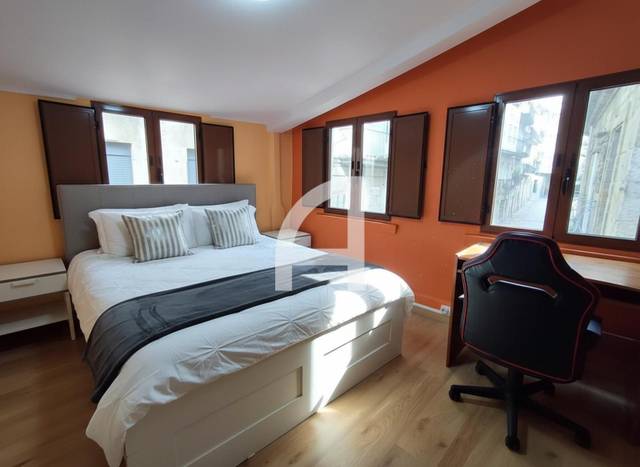 Piso en Venta en Rúa Real en Casco Vello