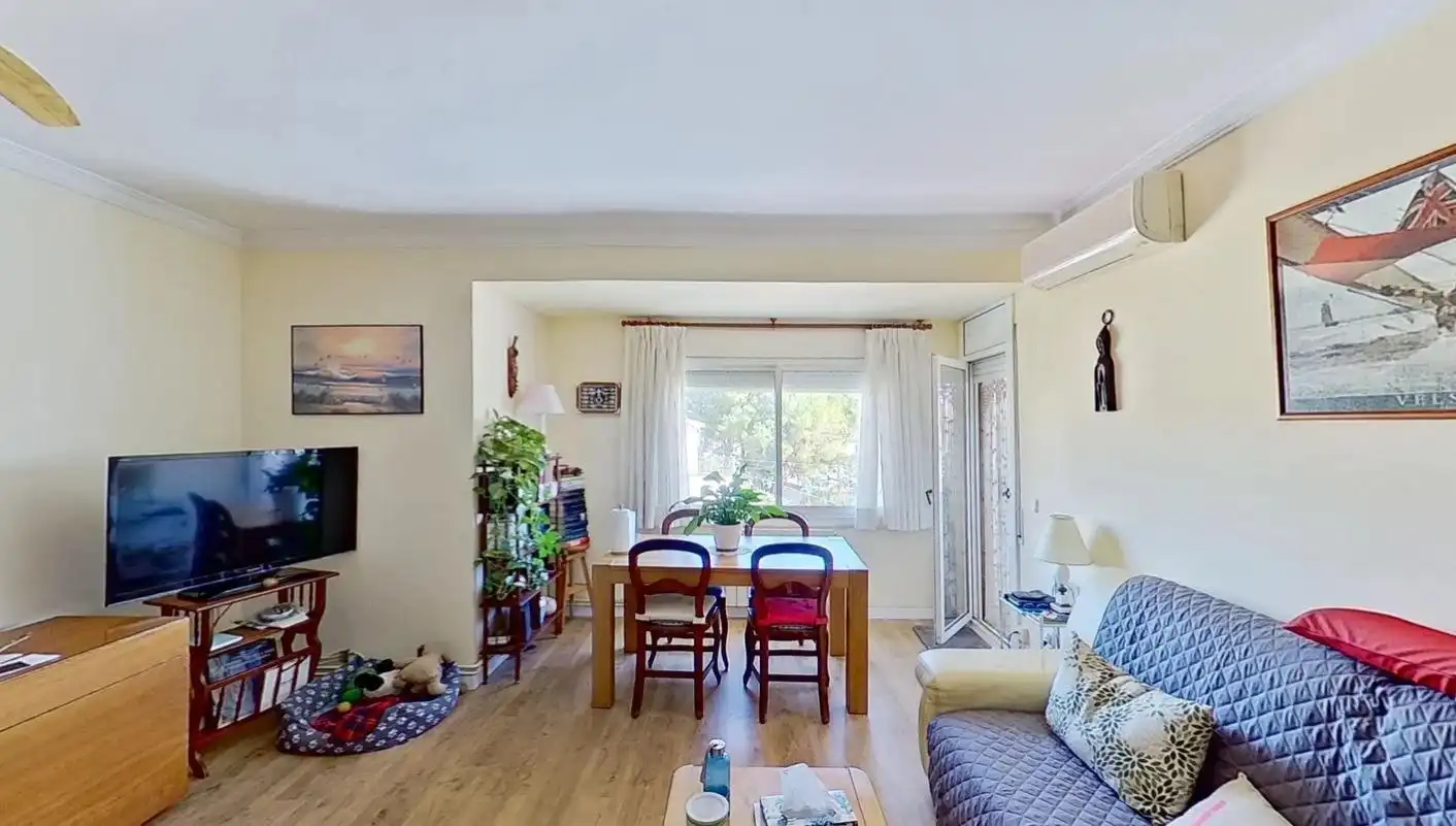 Sala de estar de Piso en venta en Sant Pere de Ribes con Calefacción, Terraza y Balcón