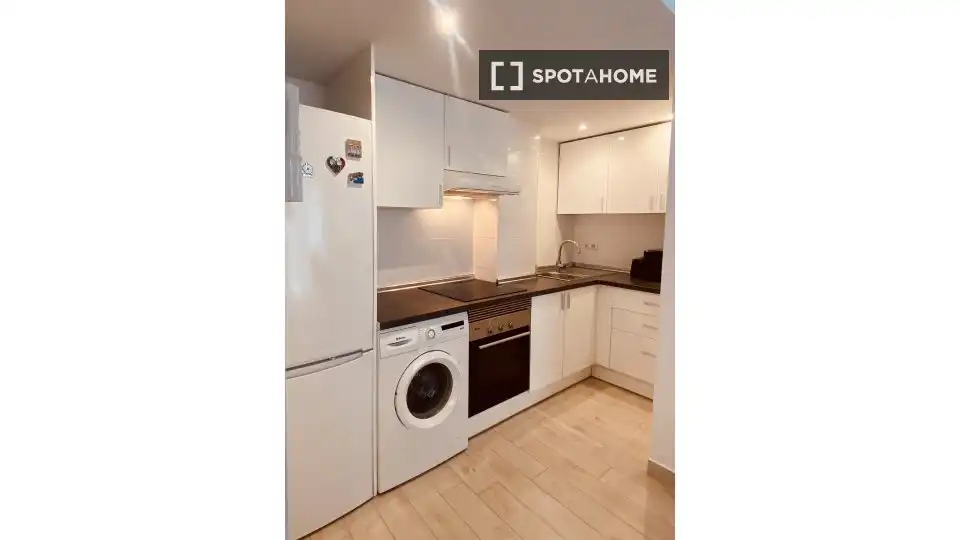 Kitchen of Flat for rent in Valencia  with Air Conditioner, Heating and Furnished