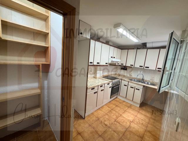 Piso en Venta en Avenida del Tenor Fleta en Barrio de San José