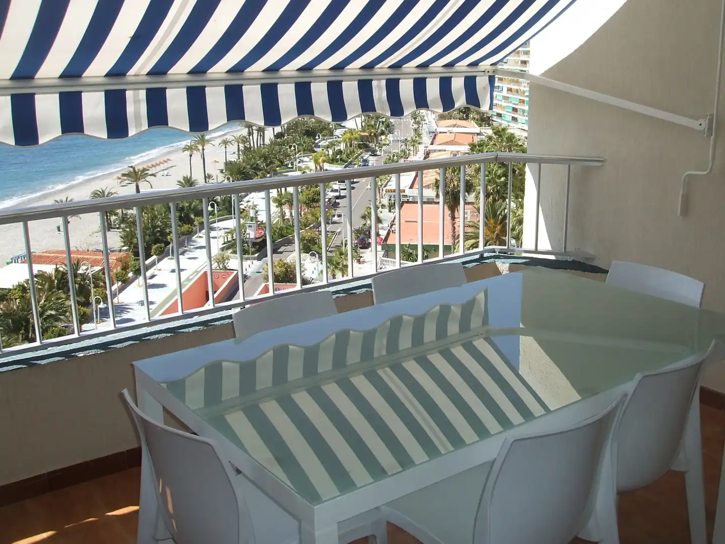 Dúplex con piscina en alquiler en Paseo de Velilla 14