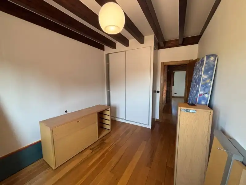Habitación de Casa o chalet en venta en Santander con Calefacción, Trastero y Piscina