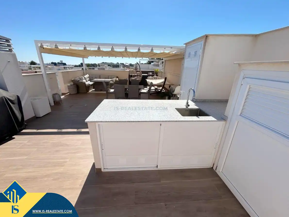 Bungalow con piscina en venta en Los Balcones - Los Altos, imagen 16