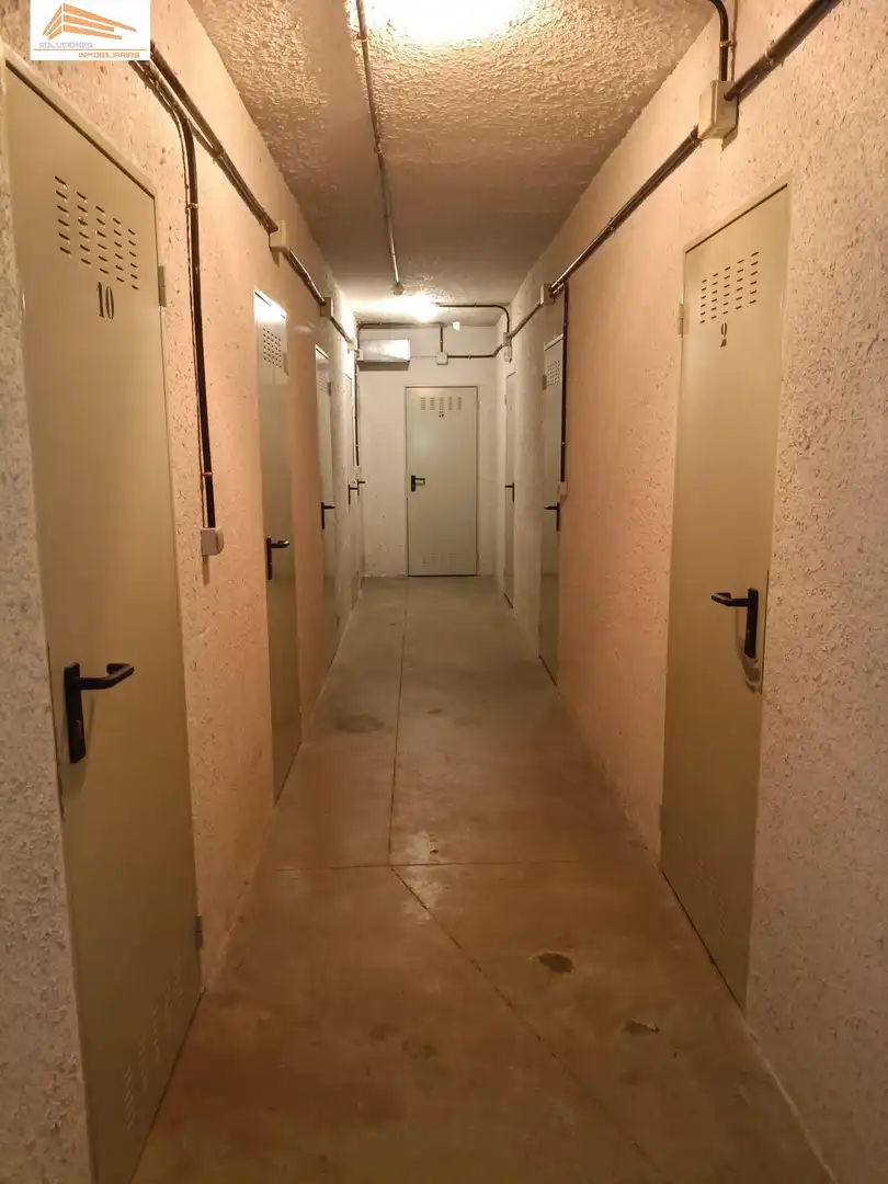 Wohnung zum Verkauf in Valladolid mit Heizung, Privatgarten und Abstellraum