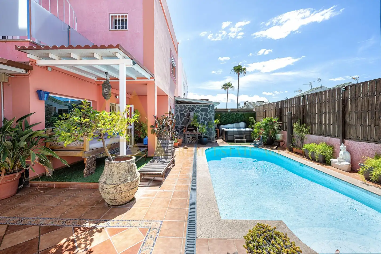 Piscina de Casa o xalet en venda en Sonnenland