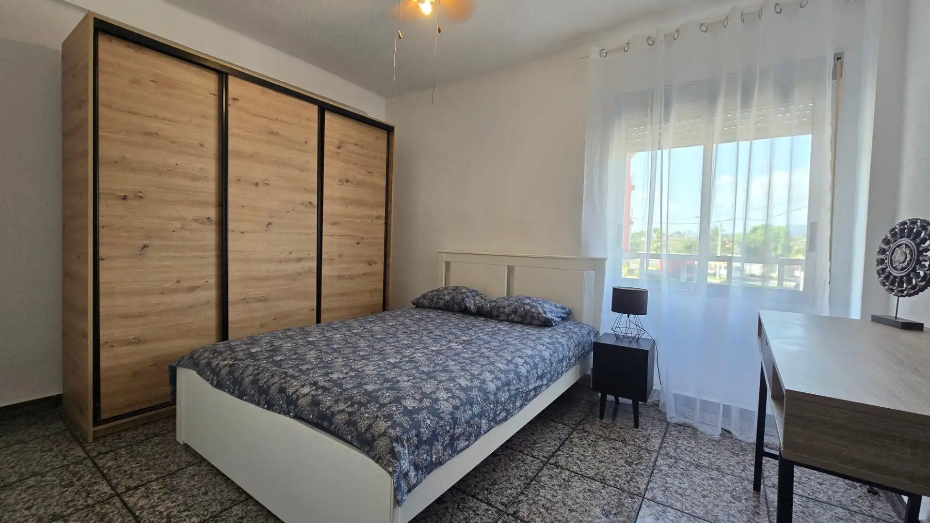 Dormitori de Pis en venda en Gandia amb Terrassa i Balcó