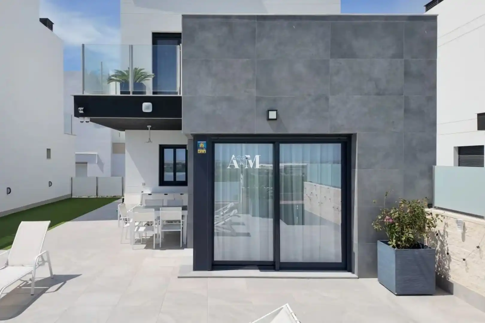 Chalet con terraza en venta en Los Balcones - Los Altos, imagen 3
