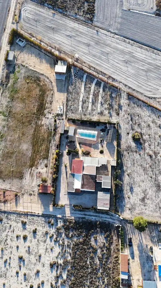 Finca rústica en venta en Villena con Piscina