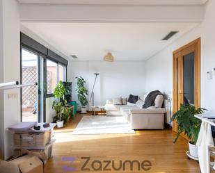 Living room of Attic to rent in Las Rozas de Madrid  with Air Conditioner, Heating and Private garden