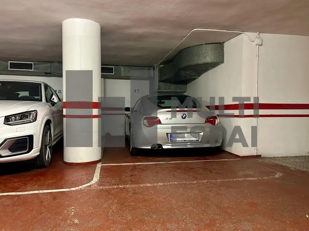 Einzelparkplatz mit Aufzug zum Verkauf in Via Augusta, imagen 7