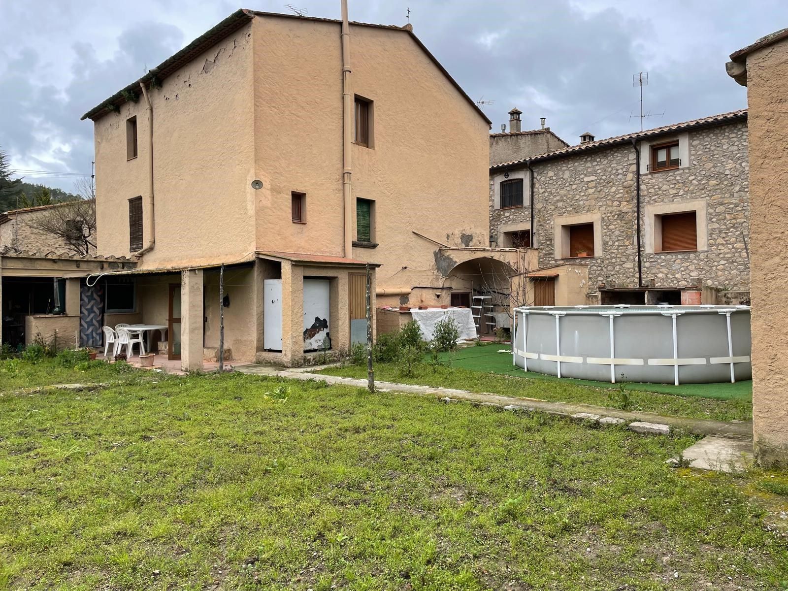Exterior view of House or chalet for sale in Sant Llorenç de la Muga  with Heating