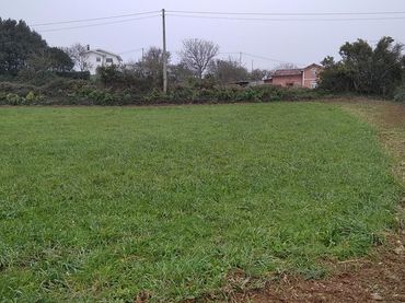 Terreny residencial en venda a AS-328 1765