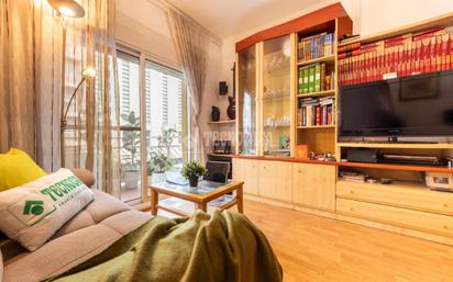 Sala d'estar de Pis en venda en  Tarragona Capital amb Aire condicionat, Parquet i Balcó