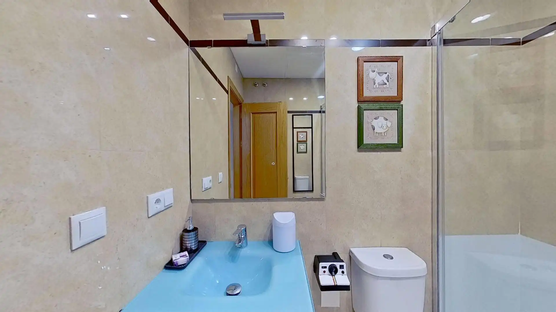 Badezimmer von Wohnung zur Miete in Granada mit Klimaanlage, Heizung und Möbliert
