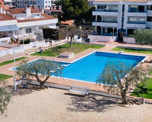 Piscina de Apartament en venda en Torredembarra amb Calefacció, Jardí privat i Terrassa