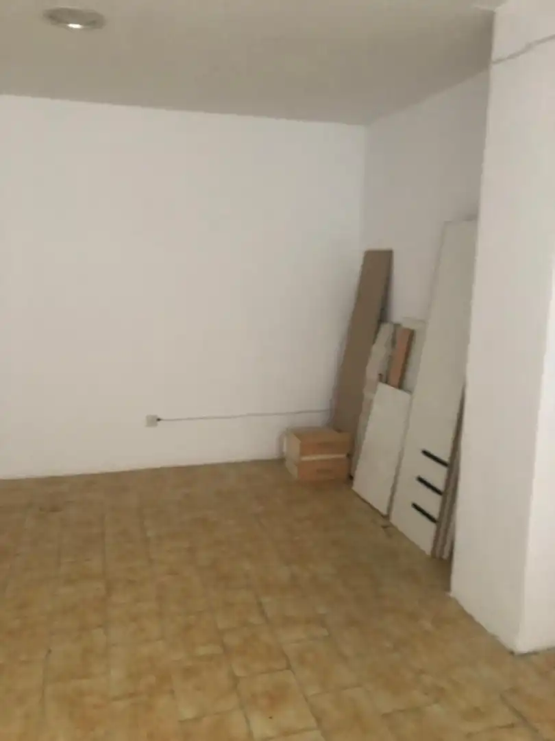 Fabrikhallen zum Verkauf in El Astillero  