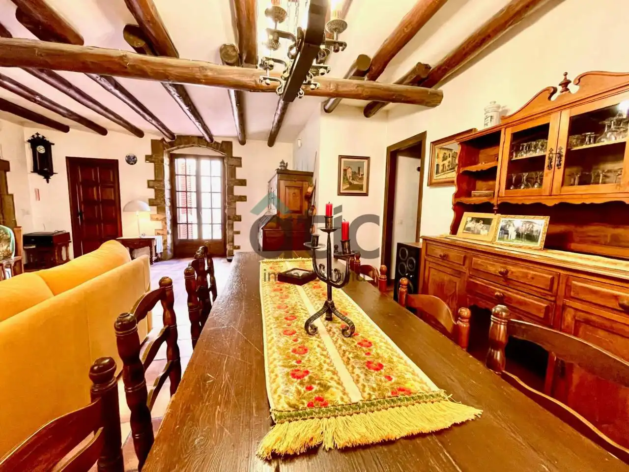Comedor de Finca rústica en venta en Castellgalí con Calefacción y Jardín privado