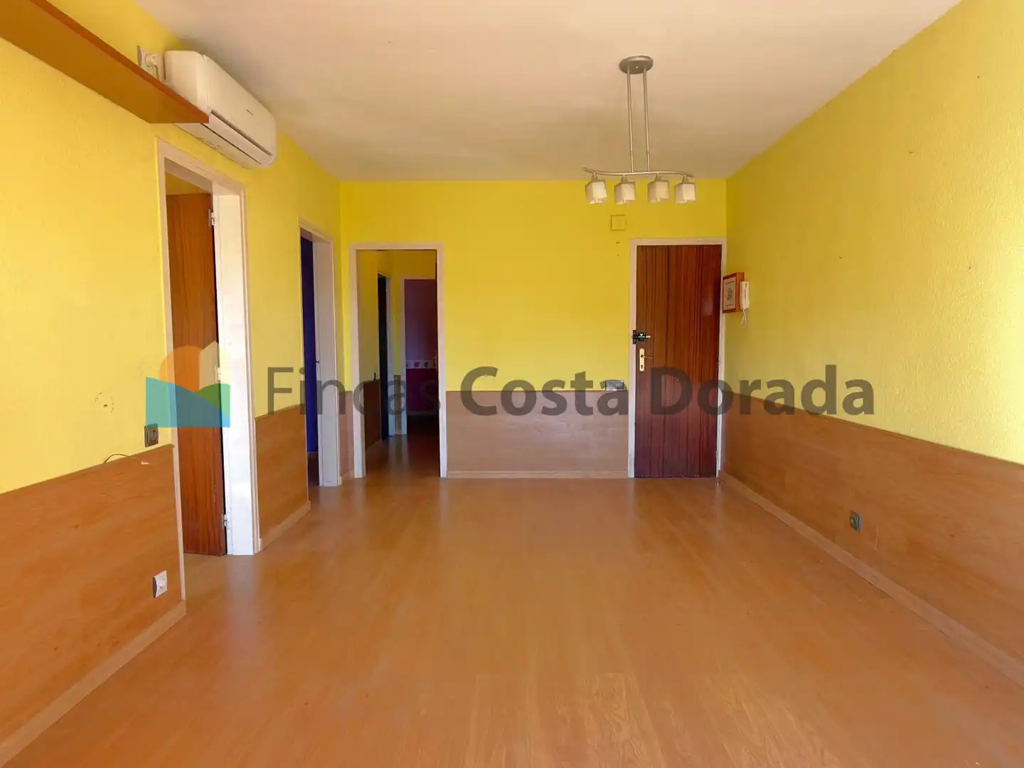 Living room of Flat for sale in Cubelles  with Terrace, Storage room and Balcony
