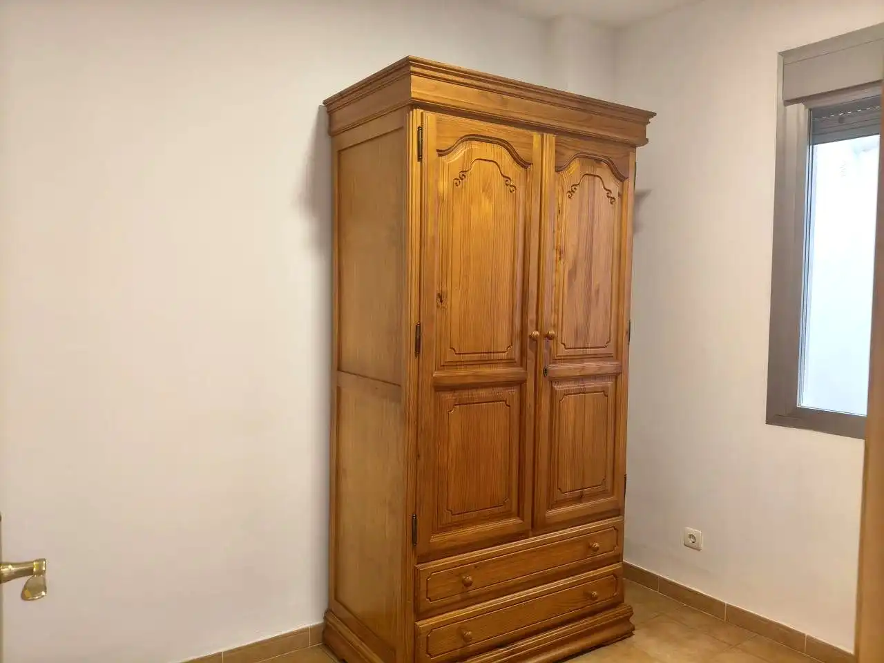 Schlafzimmer von Erdgeschoss zur Miete in Alhaurín de la Torre mit Klimaanlage und Abstellraum