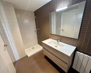 Bathroom of Duplex for sale in Banyoles  with Air Conditioner and Balcony