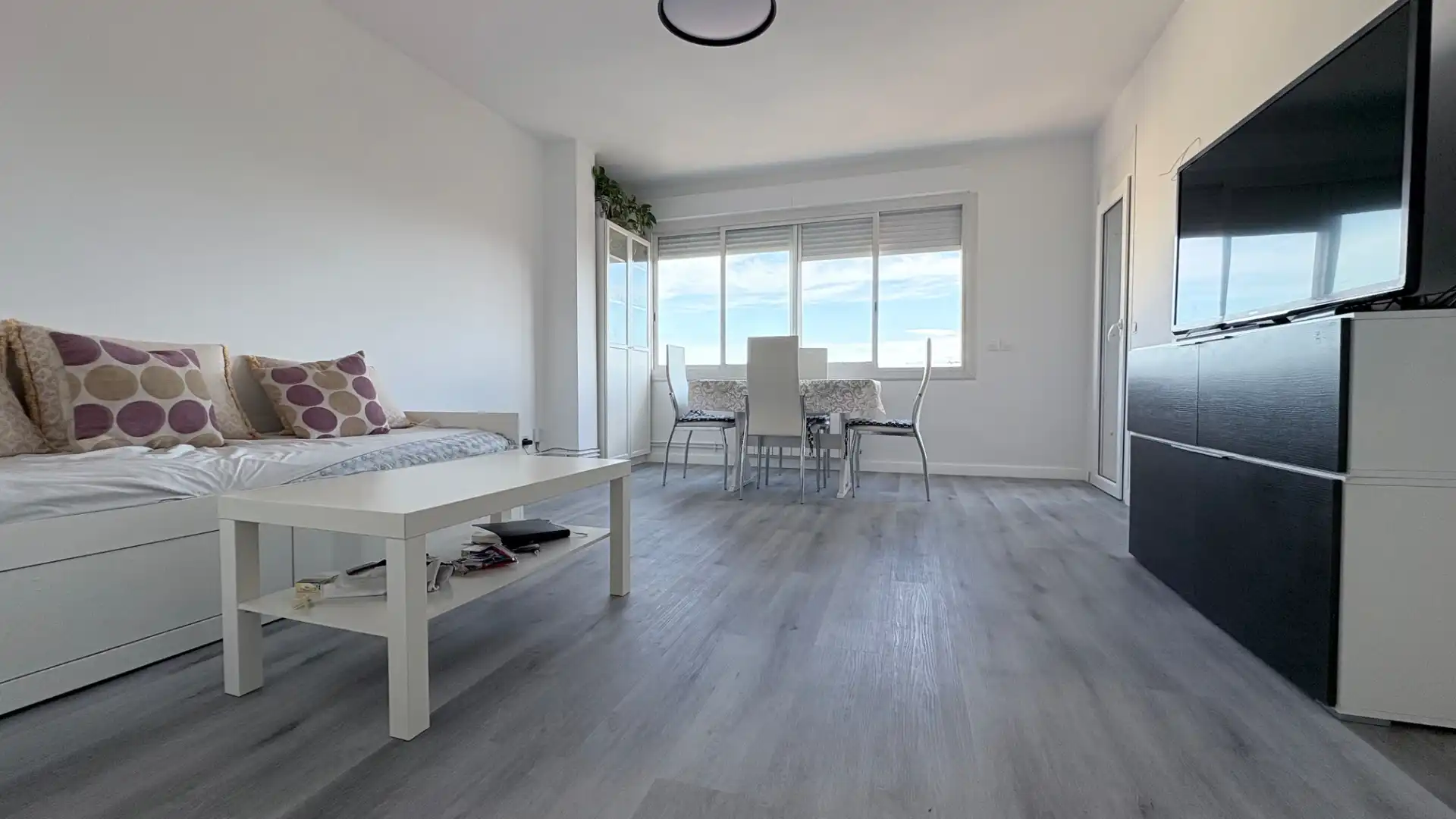 Living room of Flat for sale in Viladecans  with Heating, Oven and Balcony