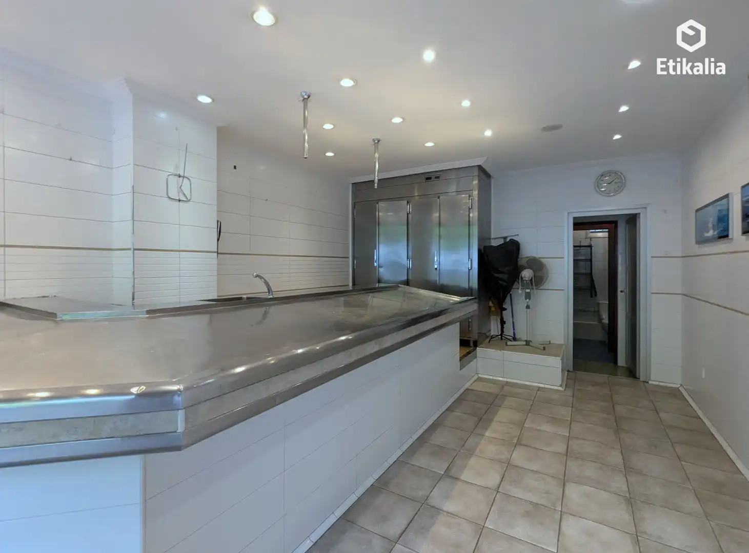 Local en venta en Vitoria-Gasteiz - Hortaleza, Aranbizkarra