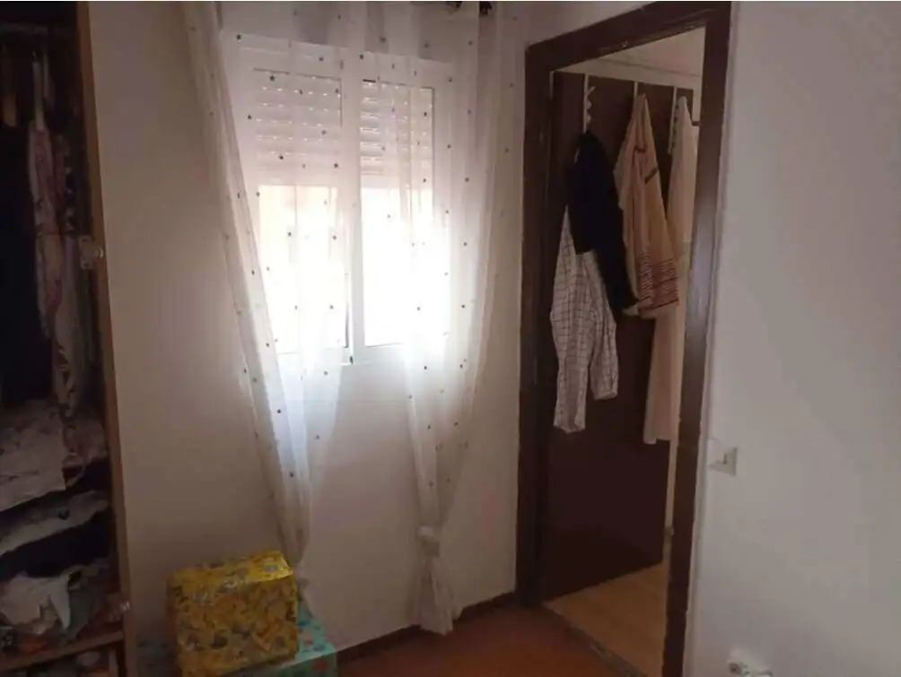 Bedroom of Buildings for sale in Barcelona