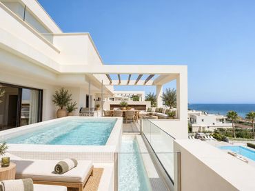 Àtic amb piscina de lloguer a Estepona Pueblo