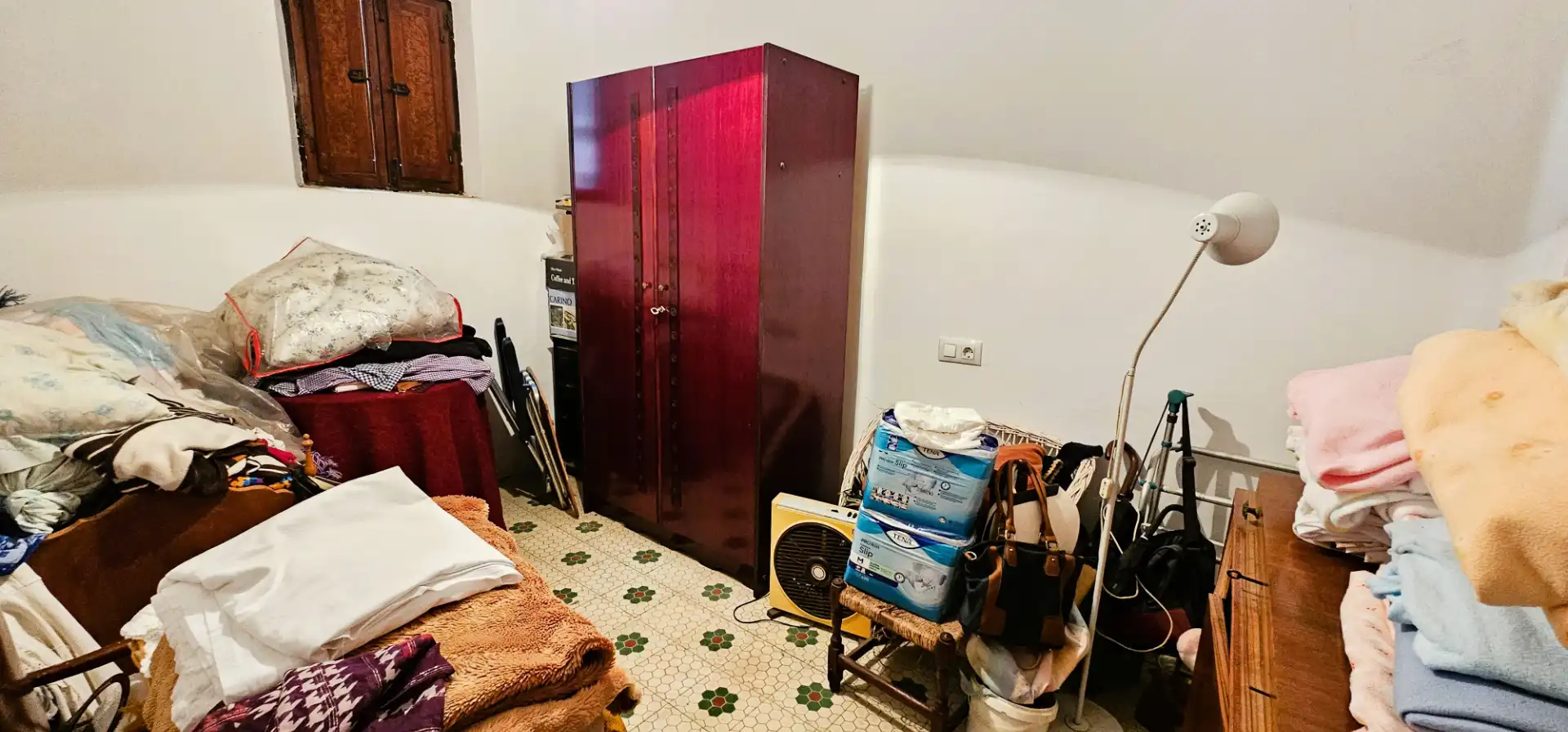 Habitación de Casa adosada en venta en Totana con Terraza, Trastero y Amueblado