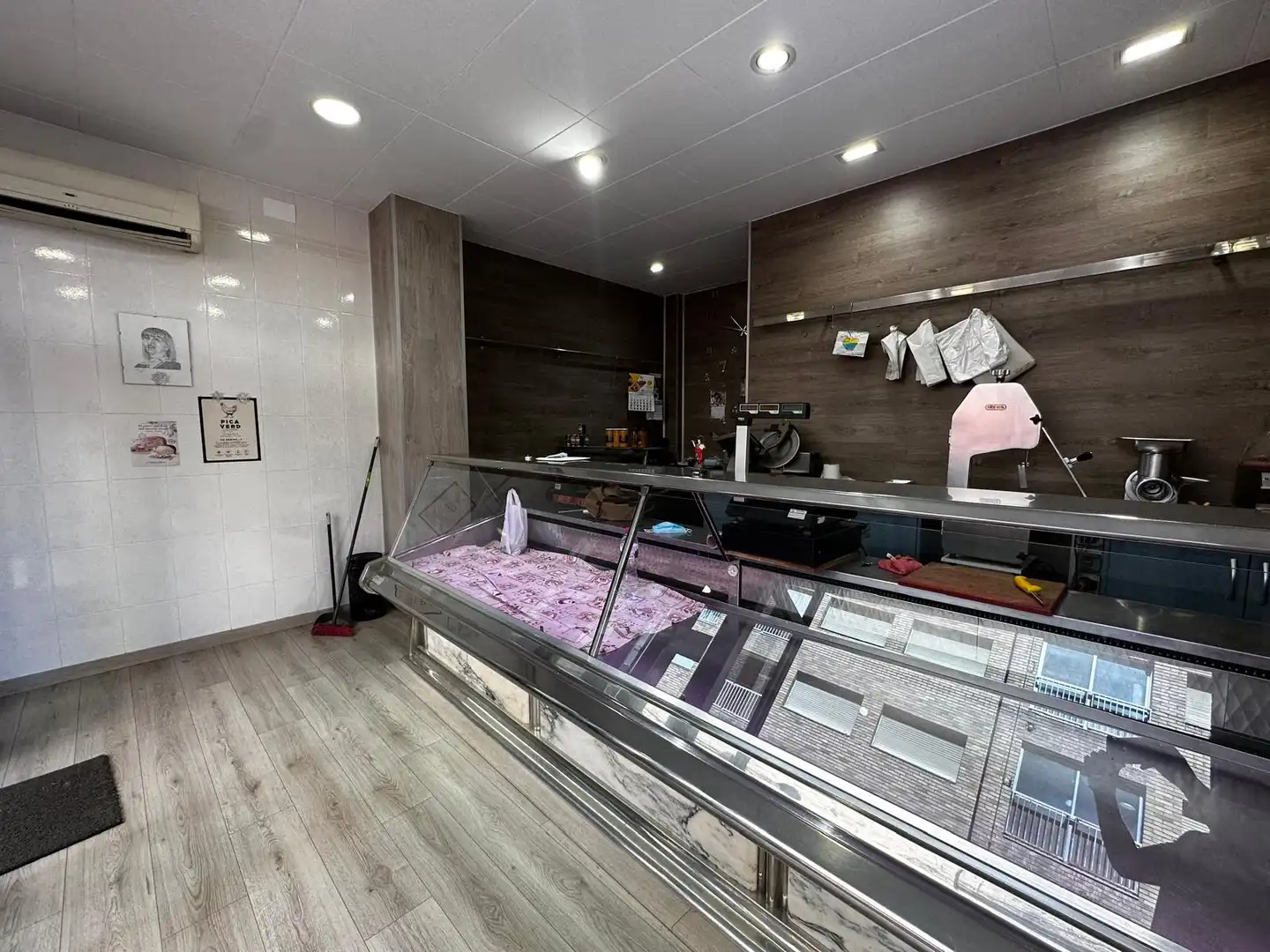 Local comercial en venda a Carrer Casimir Vila 2, imagen 7